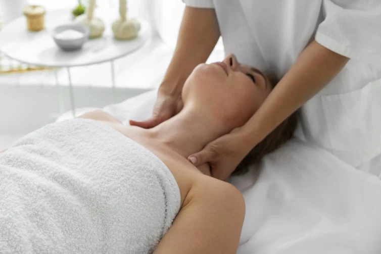 Comprehensive Pain Management Techniques for Chronic Pain Sufferers