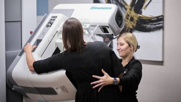 How Mammograms and Breast Exams Differ