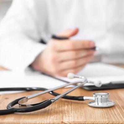 How a Medical Professional Helps After an Auto Accident