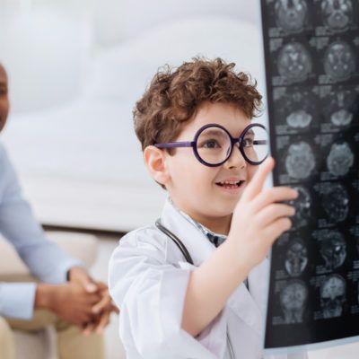 How a Pediatric Neurologist Treats Autism