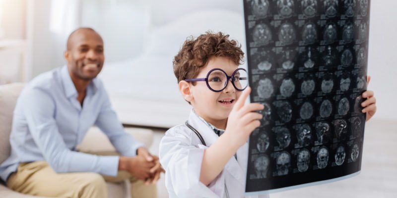 How a Pediatric Neurologist Treats Autism