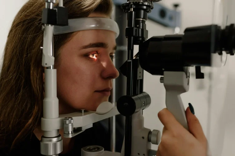 What To Expect From an Eye Doctor Visit